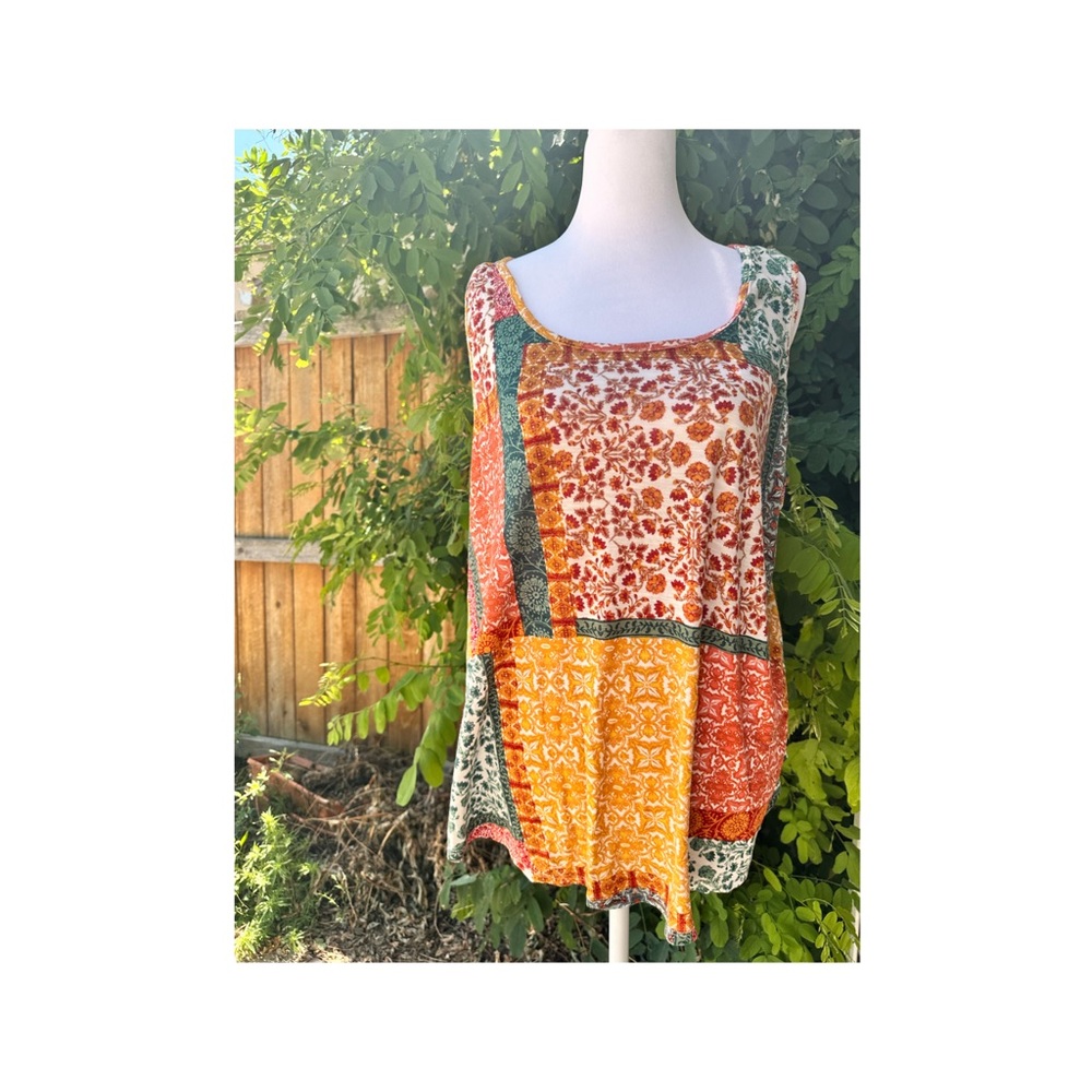 Woman’s MAURICES Colorful casual business 1x TANK TOP